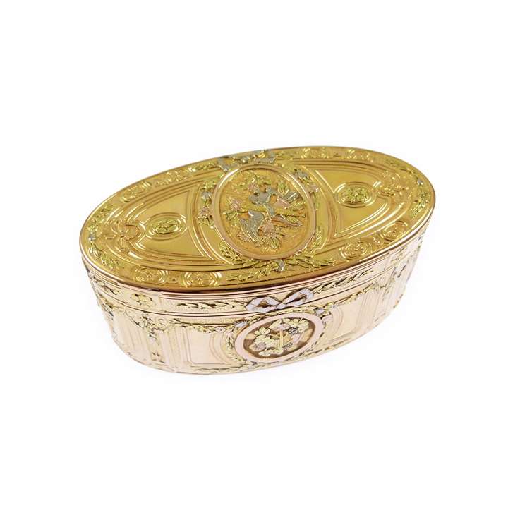 Louis XV oval vari-coloured gold box